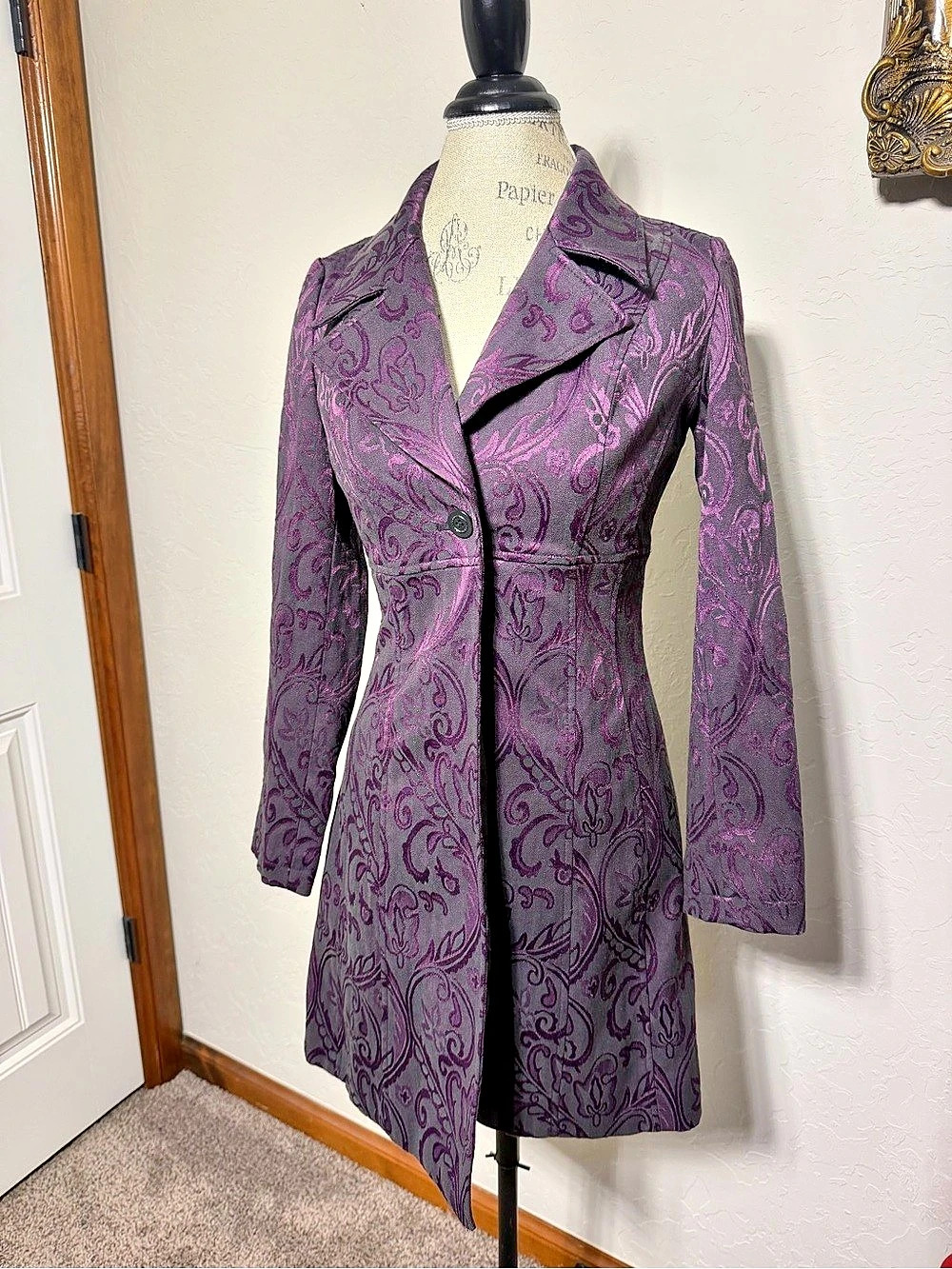 Vintage Bisou Bisou Purple Brocade Jacquard Coat
